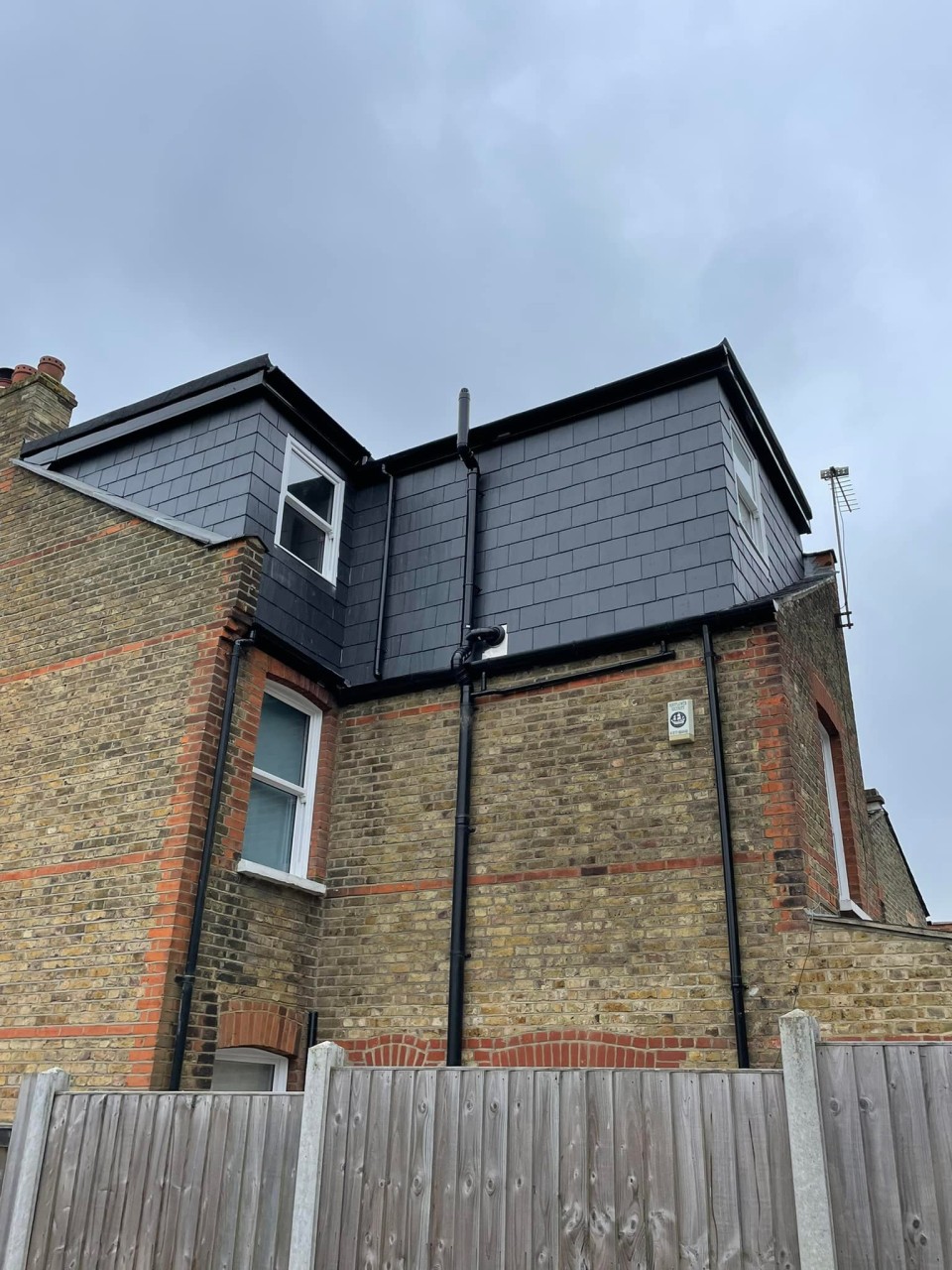 loft-extension-roof-from-ground-photo